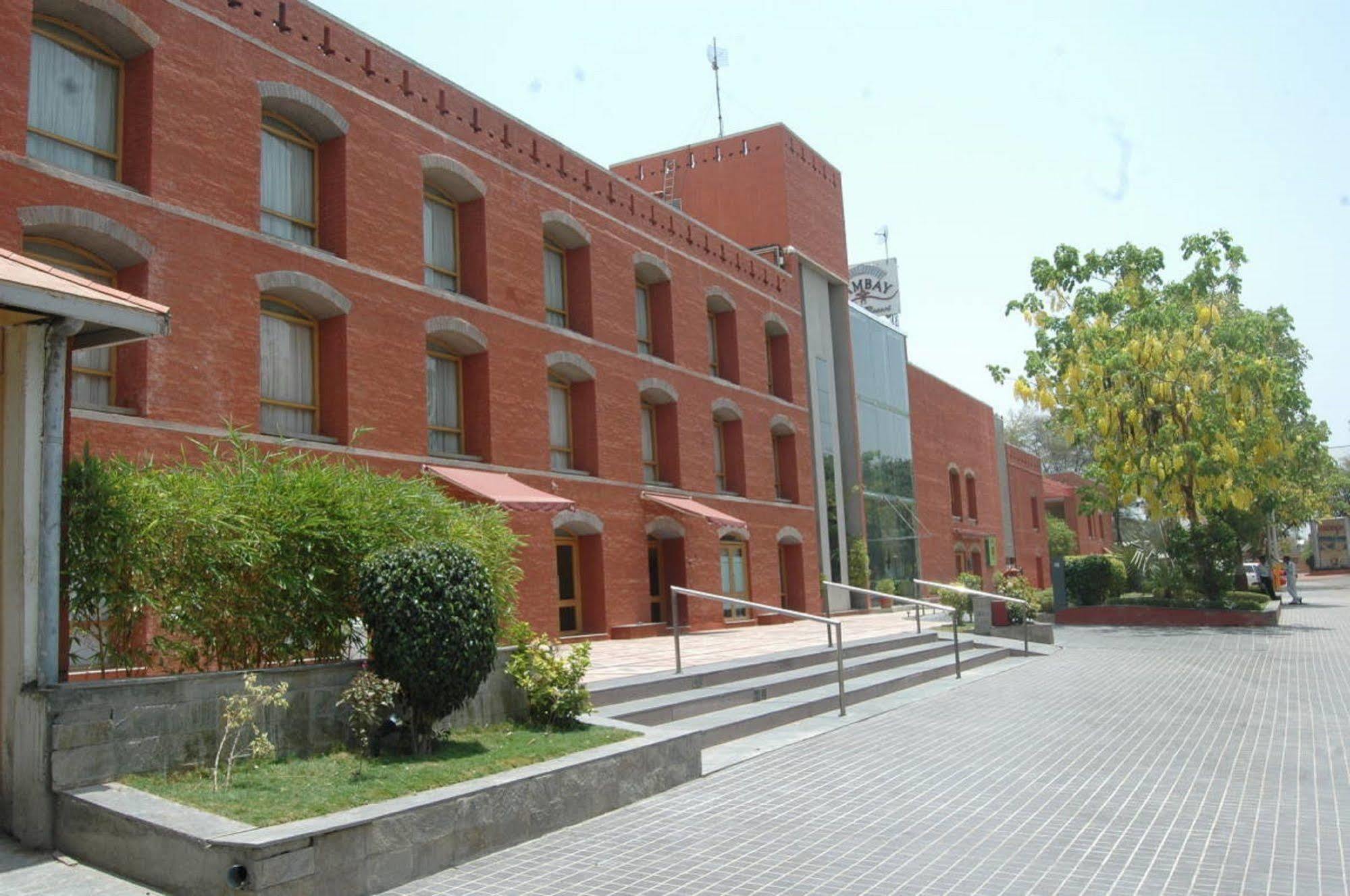 Cambay Sapphire, Gandhinagar Hotel Luaran gambar