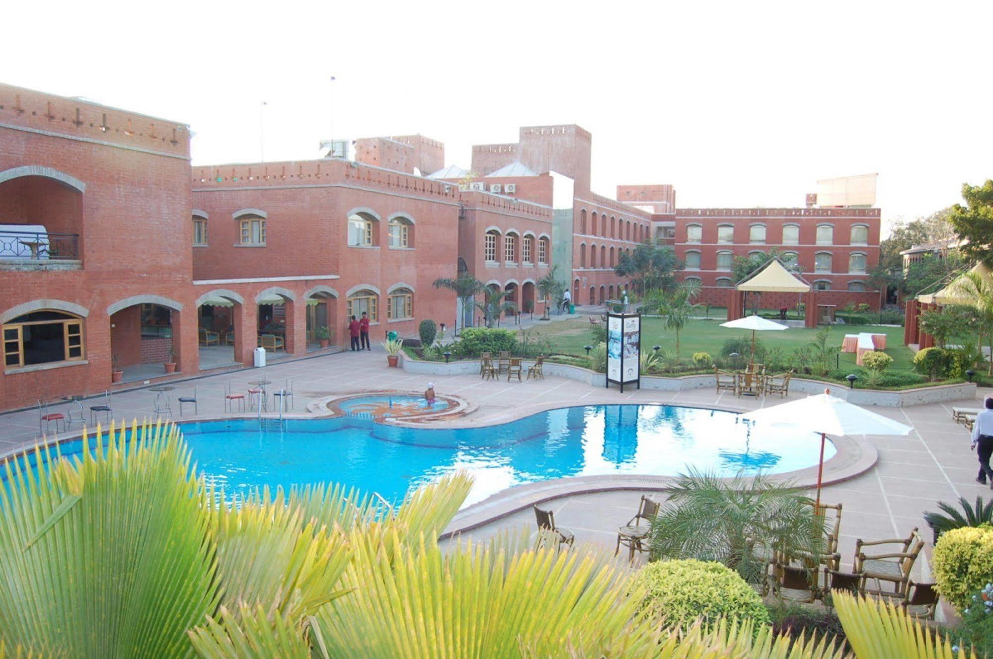 Cambay Sapphire, Gandhinagar Hotel Luaran gambar